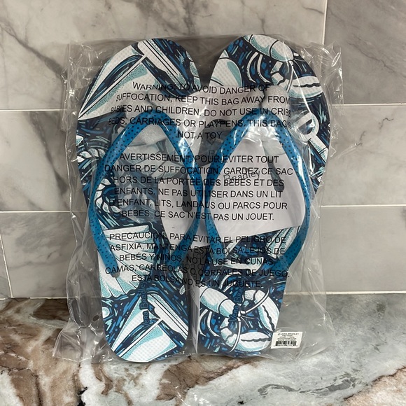 NWT Vera Bradley Flip Flops - Shore Enough - Women's Large Sz 9/10 Shells Beach - Picture 11 of 13